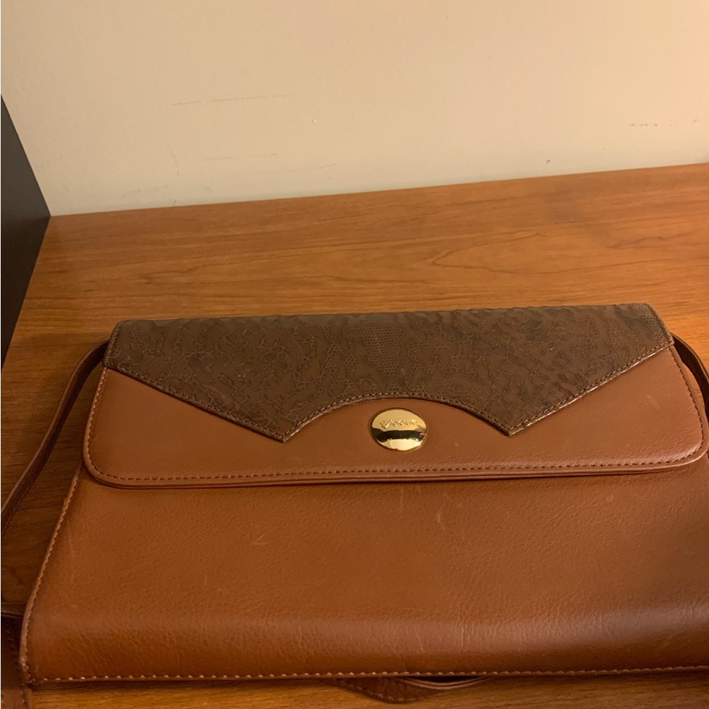 Vogue Vintage Brown shoulder leather purse / Clutch with removable strap